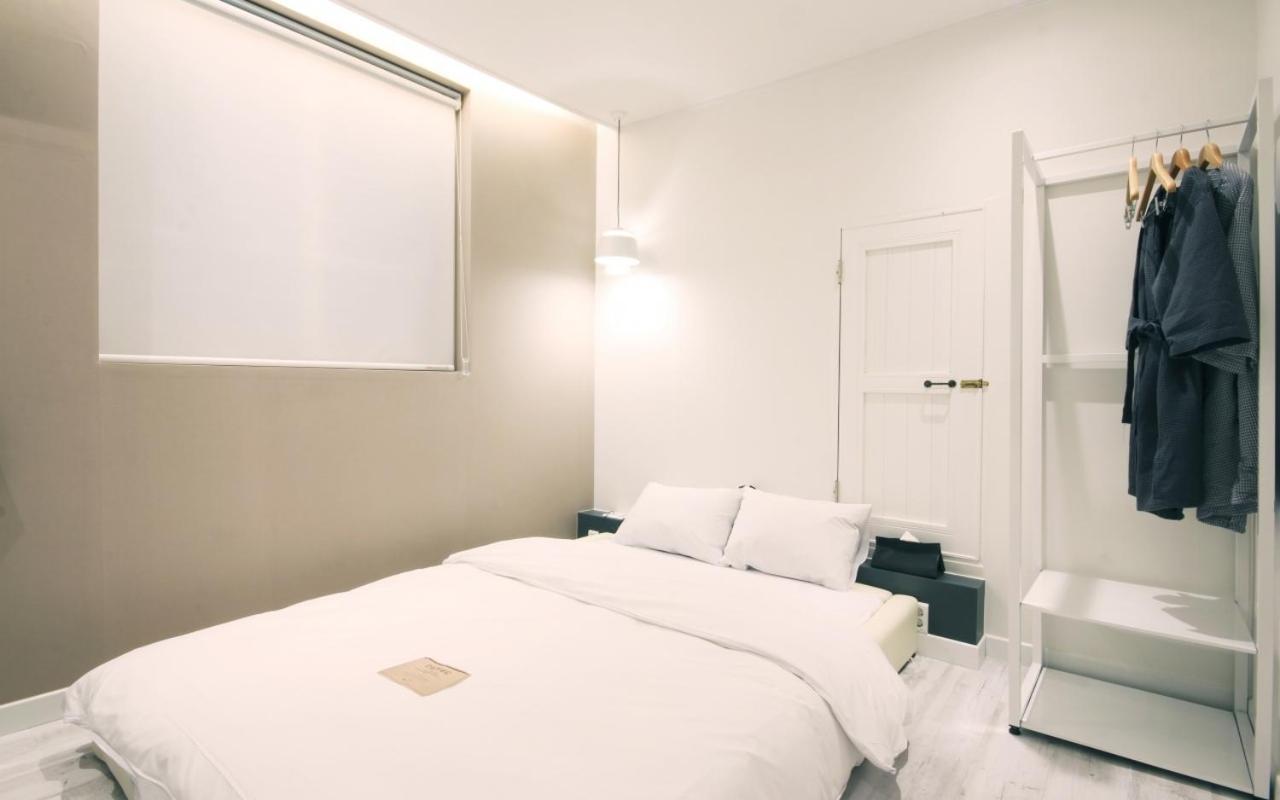 Hotel Yam Yeosu Hakdong Екстериор снимка