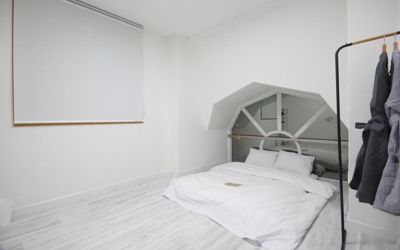 Hotel Yam Yeosu Hakdong Екстериор снимка