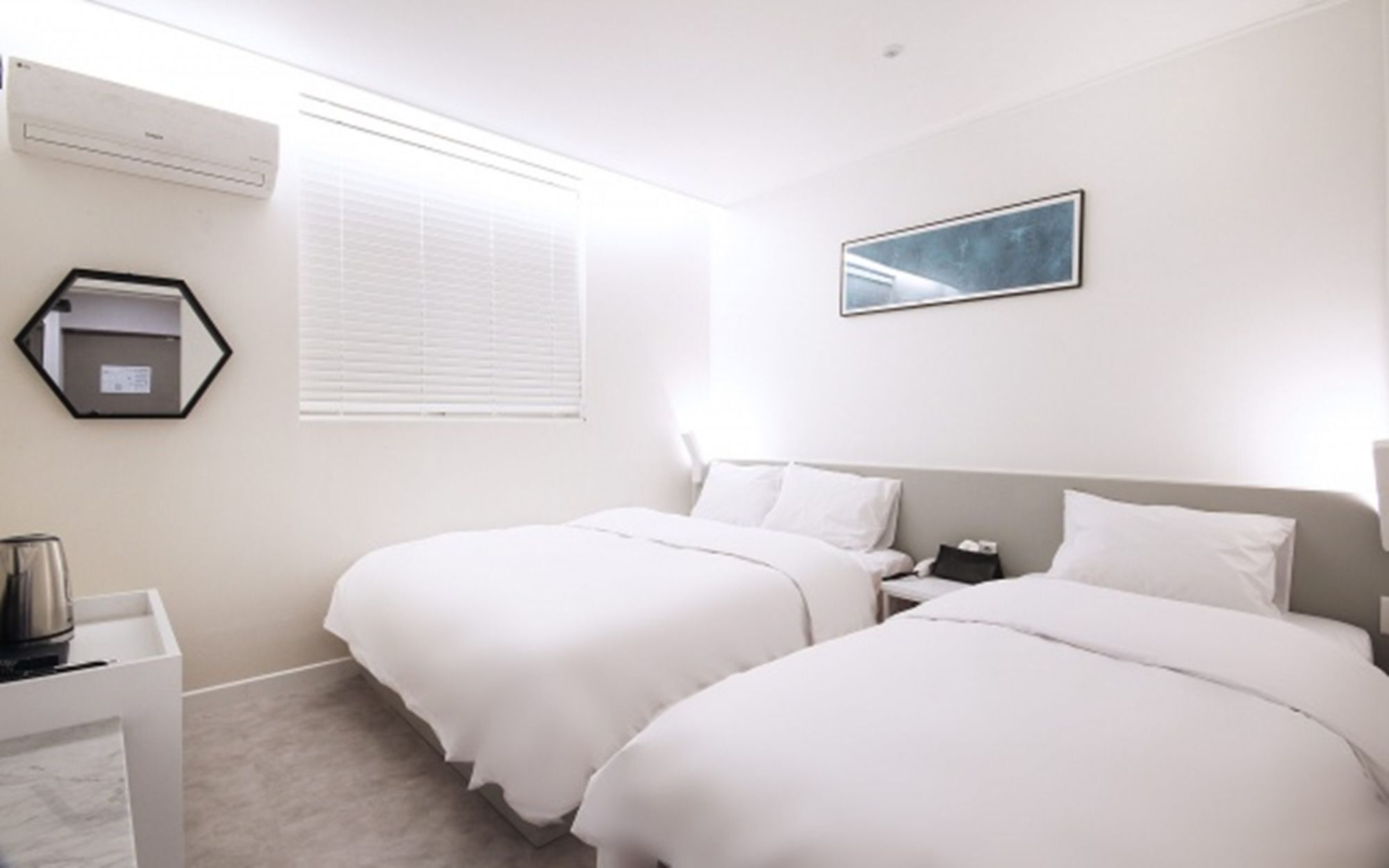 Hotel Yam Yeosu Hakdong Екстериор снимка